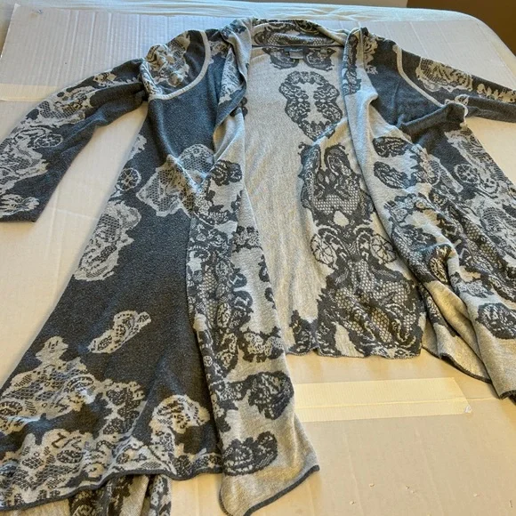 Neiman Marcus Gray Lace Waterfall Open Front Duster Sweater Cardigan Sz XL - Picture 8 of 13